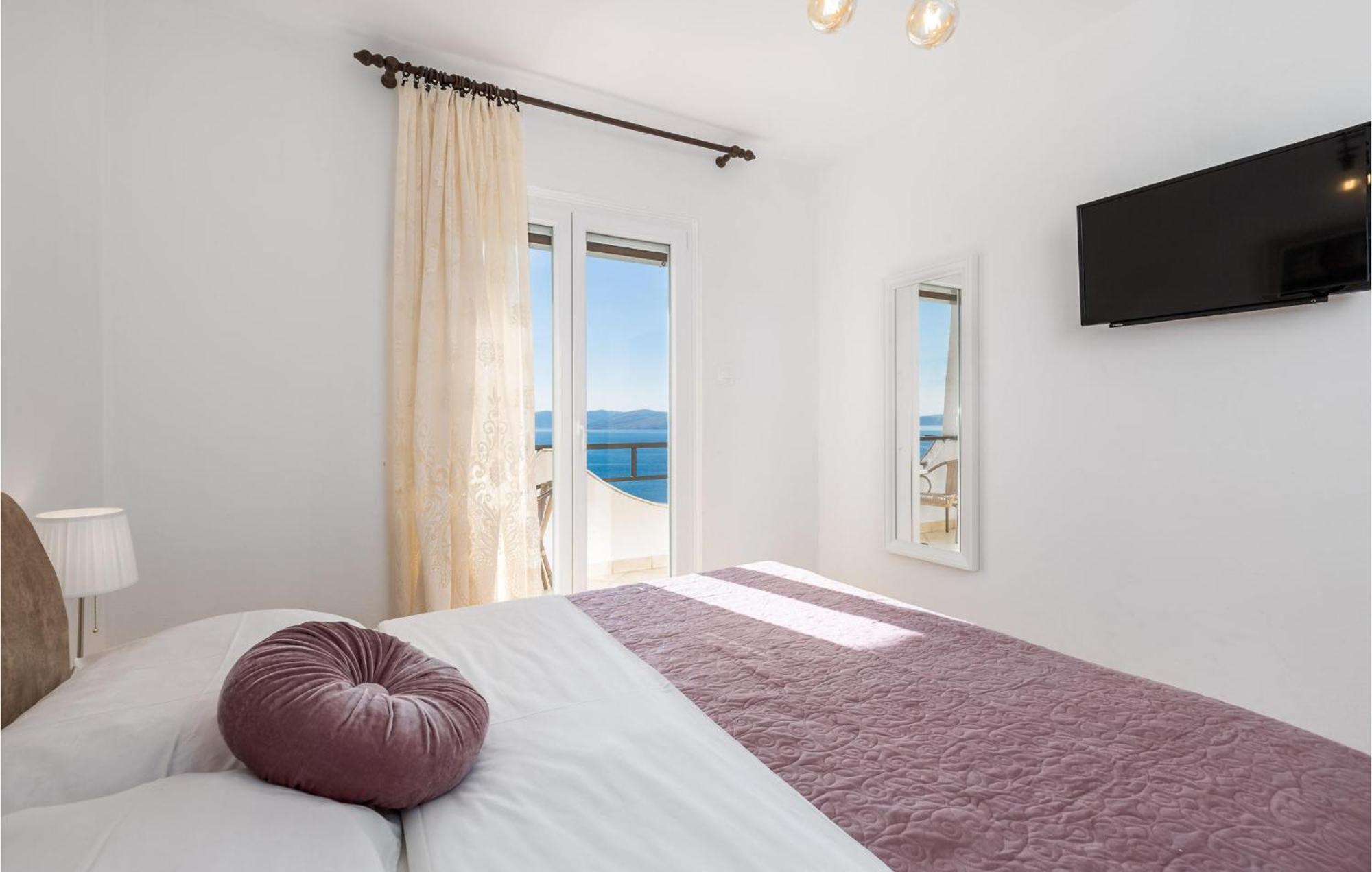 4 Bedroom Awesome Apartment In סווטי יוראי מראה חיצוני תמונה