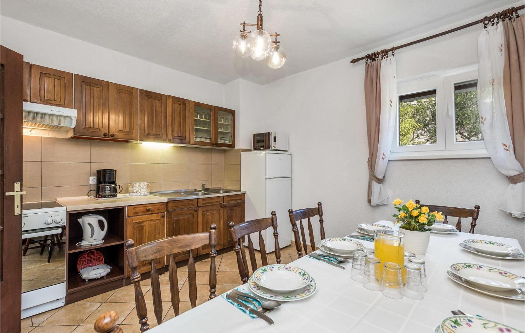 4 Bedroom Awesome Apartment In סווטי יוראי מראה חיצוני תמונה