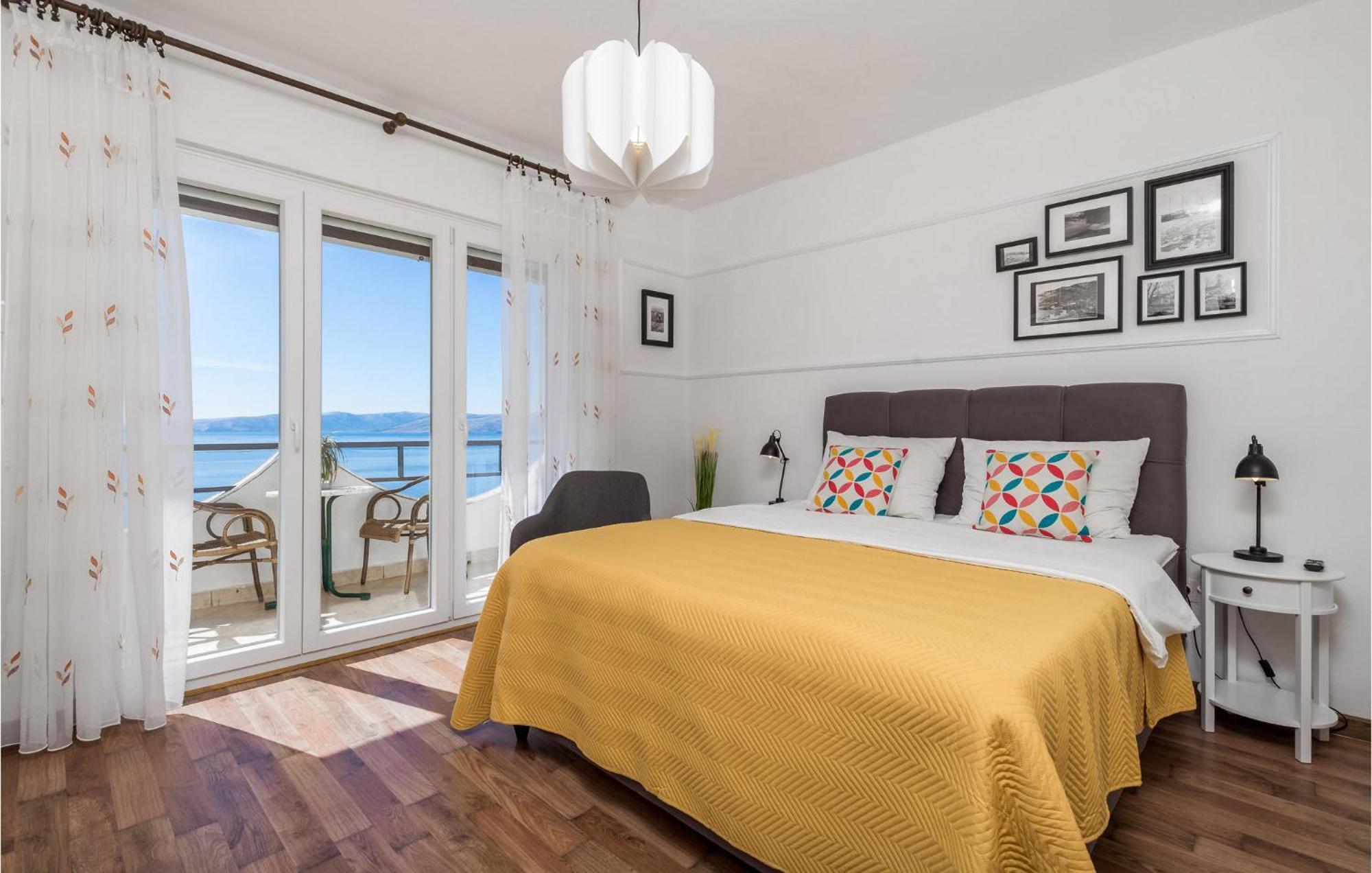 4 Bedroom Awesome Apartment In סווטי יוראי מראה חיצוני תמונה